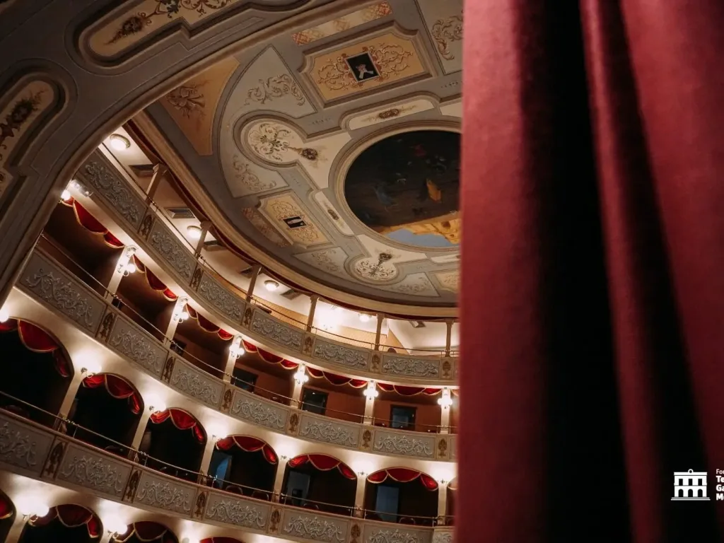 Garibaldi teatro foto